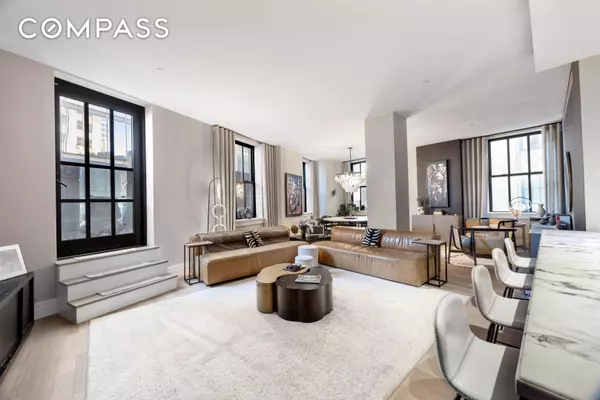100 Barclay Street #16G, Manhattan, NY 10007
