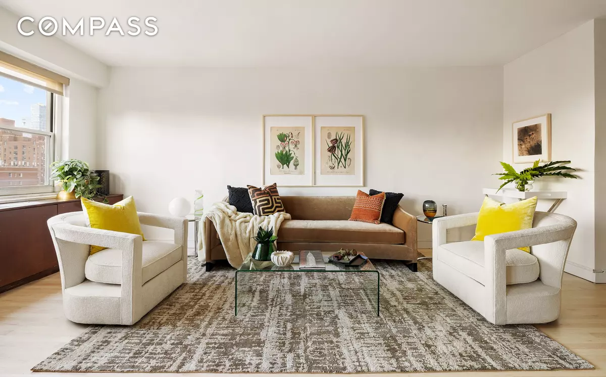 Manhattan, NY 10011,360 W 22nd Street #12B