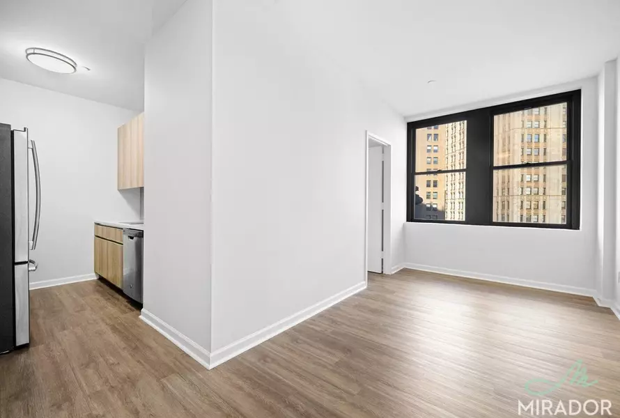 15 Park Row #23N, Manhattan, NY 10038