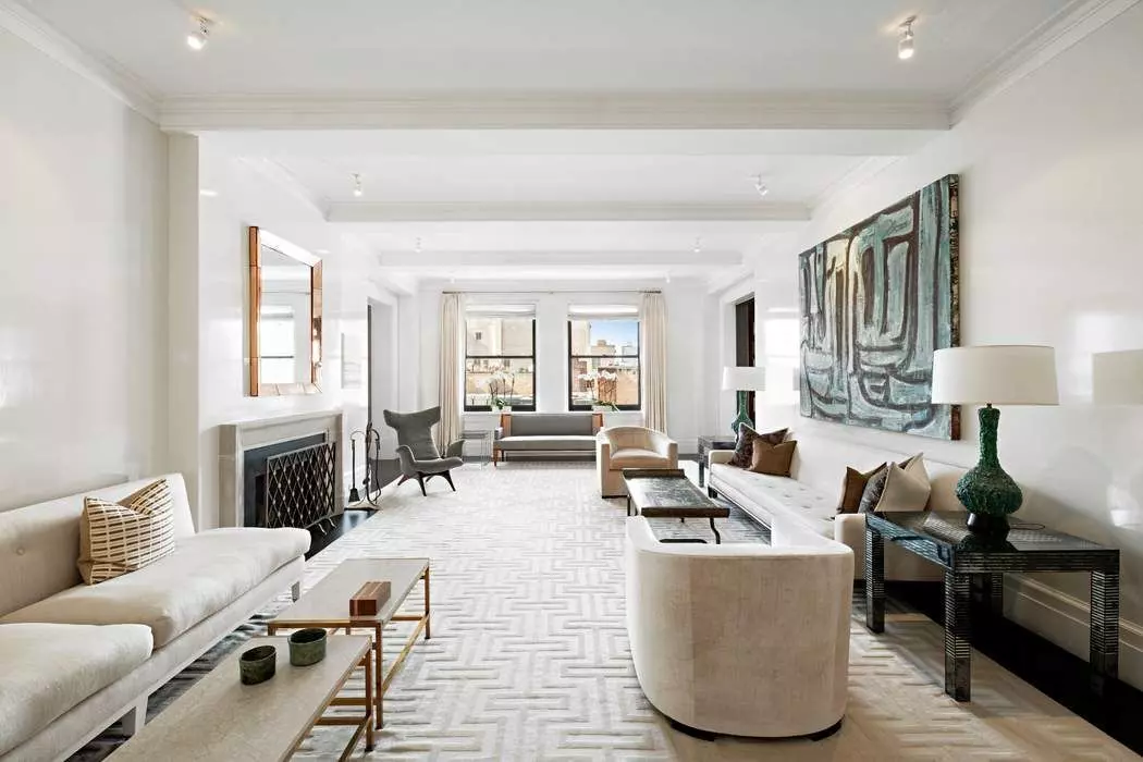 Manhattan, NY 10021,30 E 71st Street #8B