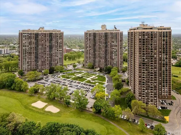 269-10 Grand Central Parkway #30-N, Queens, NY 11005