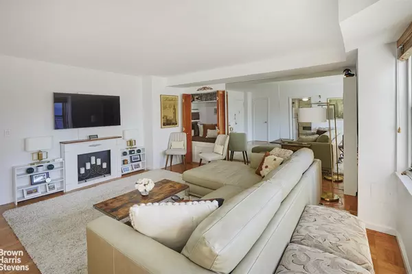 Manhattan, NY 10016,155 E 34TH Street #19H