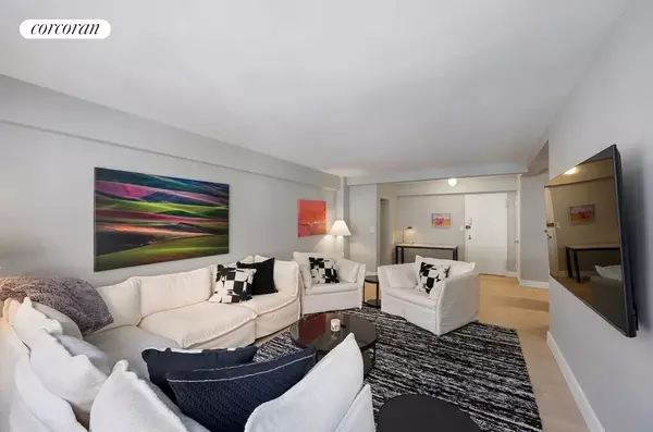 Manhattan, NY 10021,136 E 76TH Street #4C