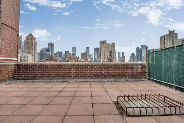 414 W 54TH Street #PHE, Manhattan, NY 10019