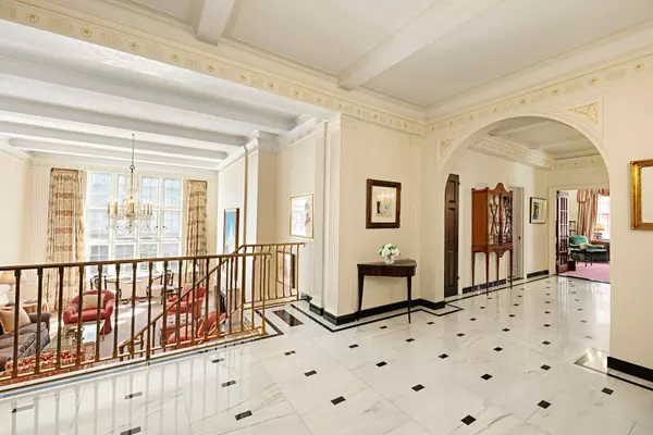 Manhattan, NY 10021,14 E 75th Street #4A