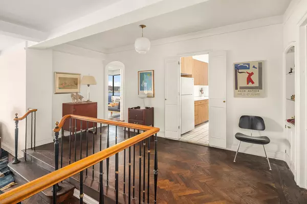 Manhattan, NY 10023,5 RIVERSIDE Drive #11C