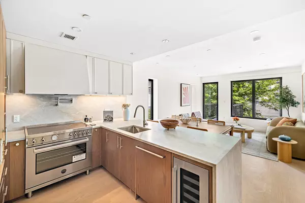 104 NEWEL Street #1, Brooklyn, NY 11222