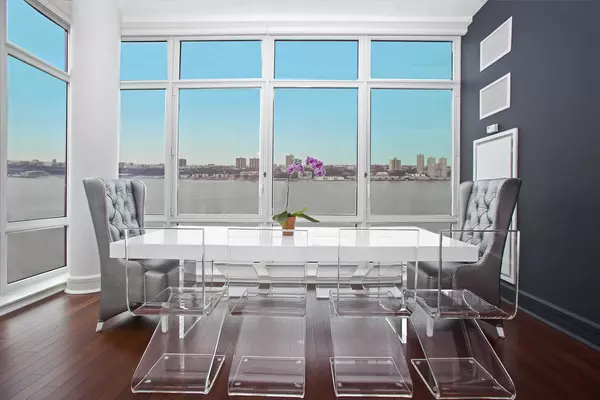 Manhattan, NY 10069,60 RIVERSIDE Boulevard #2011