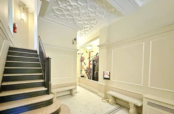 Manhattan, NY 10025,207-215 W 98th Street #3-AA