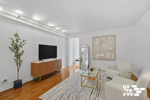 Manhattan, NY 10003,142 E 16th Street #8C