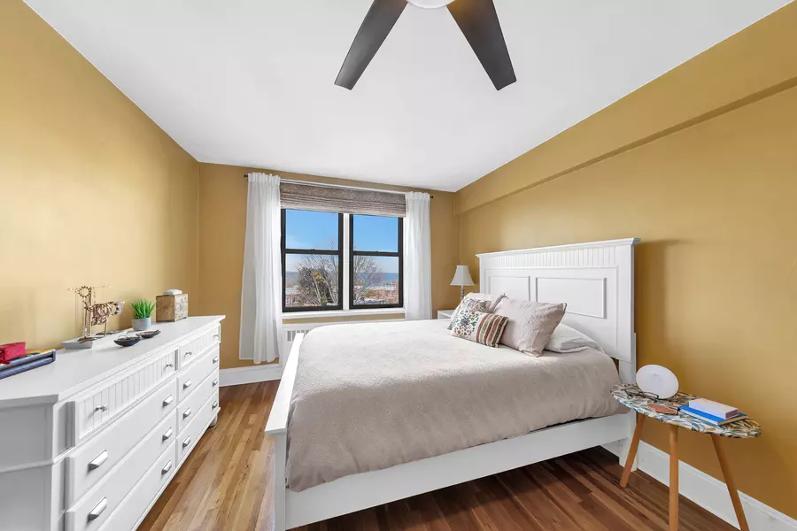 7259 SHORE Road #5H, Brooklyn, NY 11209