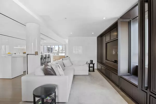 Manhattan, NY 10021,799 PARK Avenue #19BC