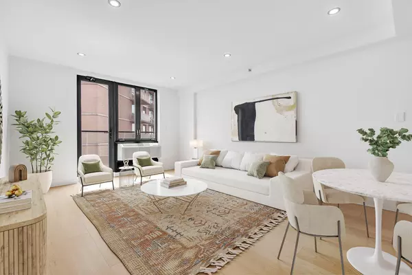 Queens, NY 11418,116-17 Grosvenor Lane #2-C