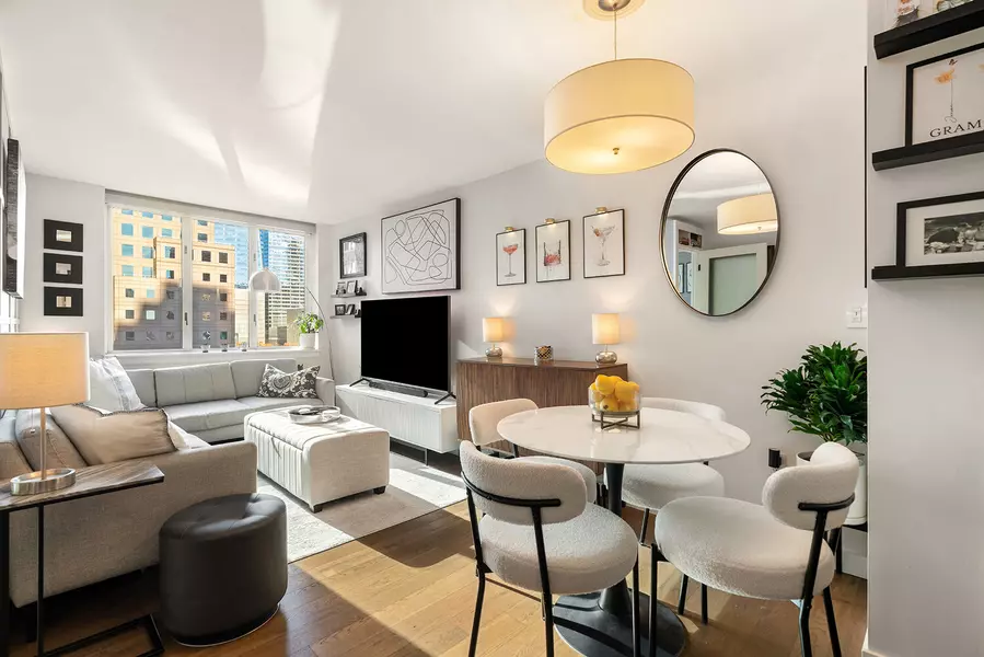 225 RECTOR Place #9B, Manhattan, NY 10280