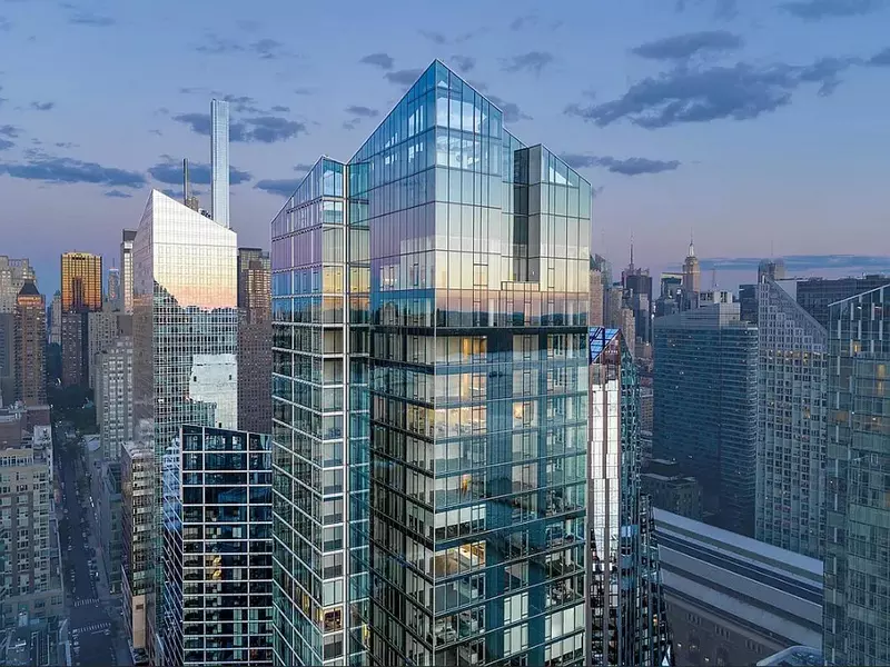 30 Riverside Boulevard #23-P, Manhattan, NY 10069