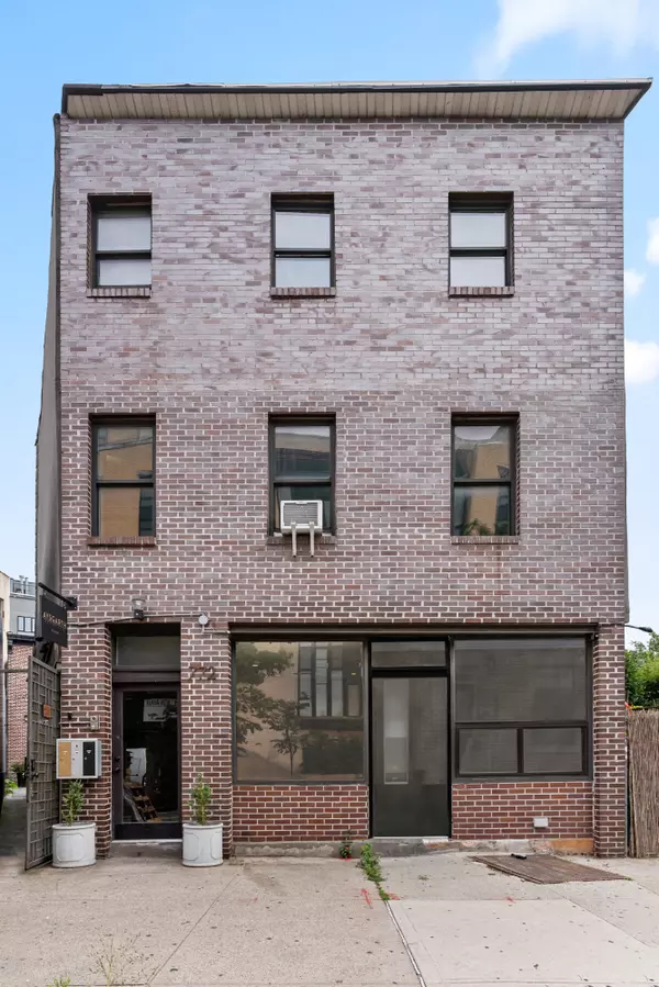 Brooklyn, NY 11238,772 DEAN Street #HOUSE