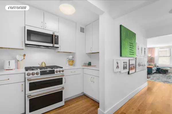 Brooklyn, NY 11218,399 OCEAN Parkway #2D