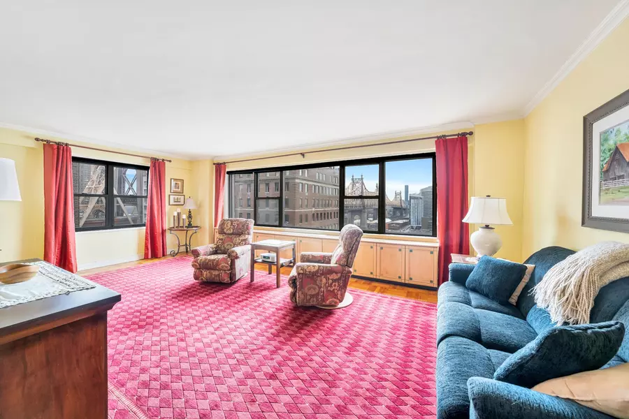 16 SUTTON Place #14C, Manhattan, NY 10022