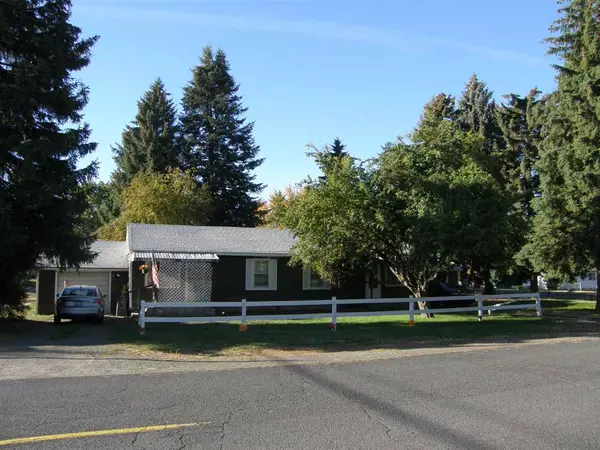 608-610 E Barker St, Medical Lake, WA 99022-5014