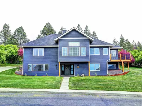 8117 S West Terrace Dr, Cheney, WA 99004