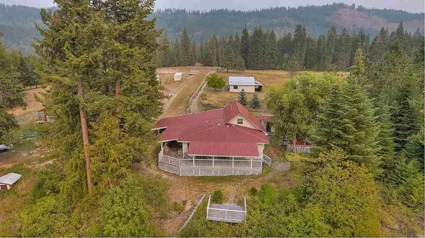 662 Larch Ln, Cusick, WA 99119