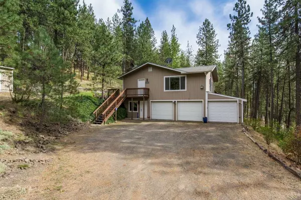 10003 S Gardner Rd, Cheney, WA 99004