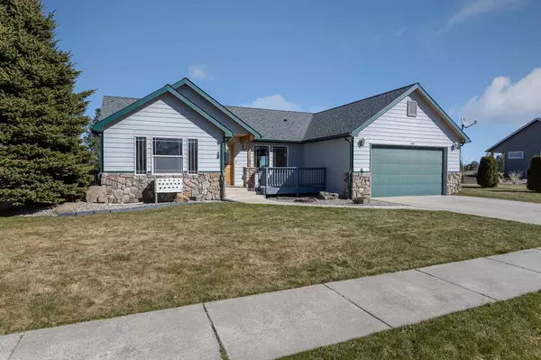 1435 E 6th St, Deer Park, WA 99006