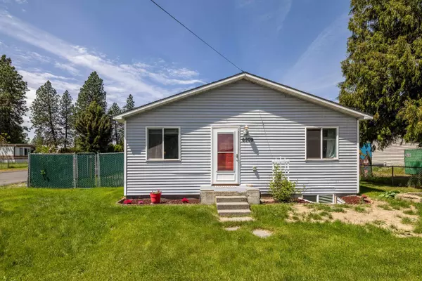 6909 N Crestline St, Spokane, WA 99217