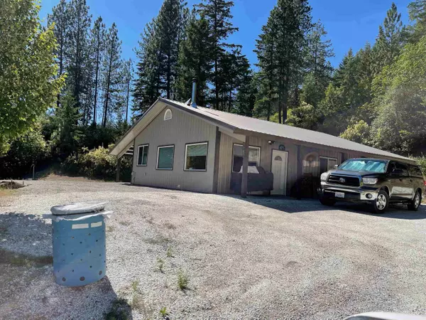 3983 W Canyon Springs WAY, Loon Lake, WA 99148