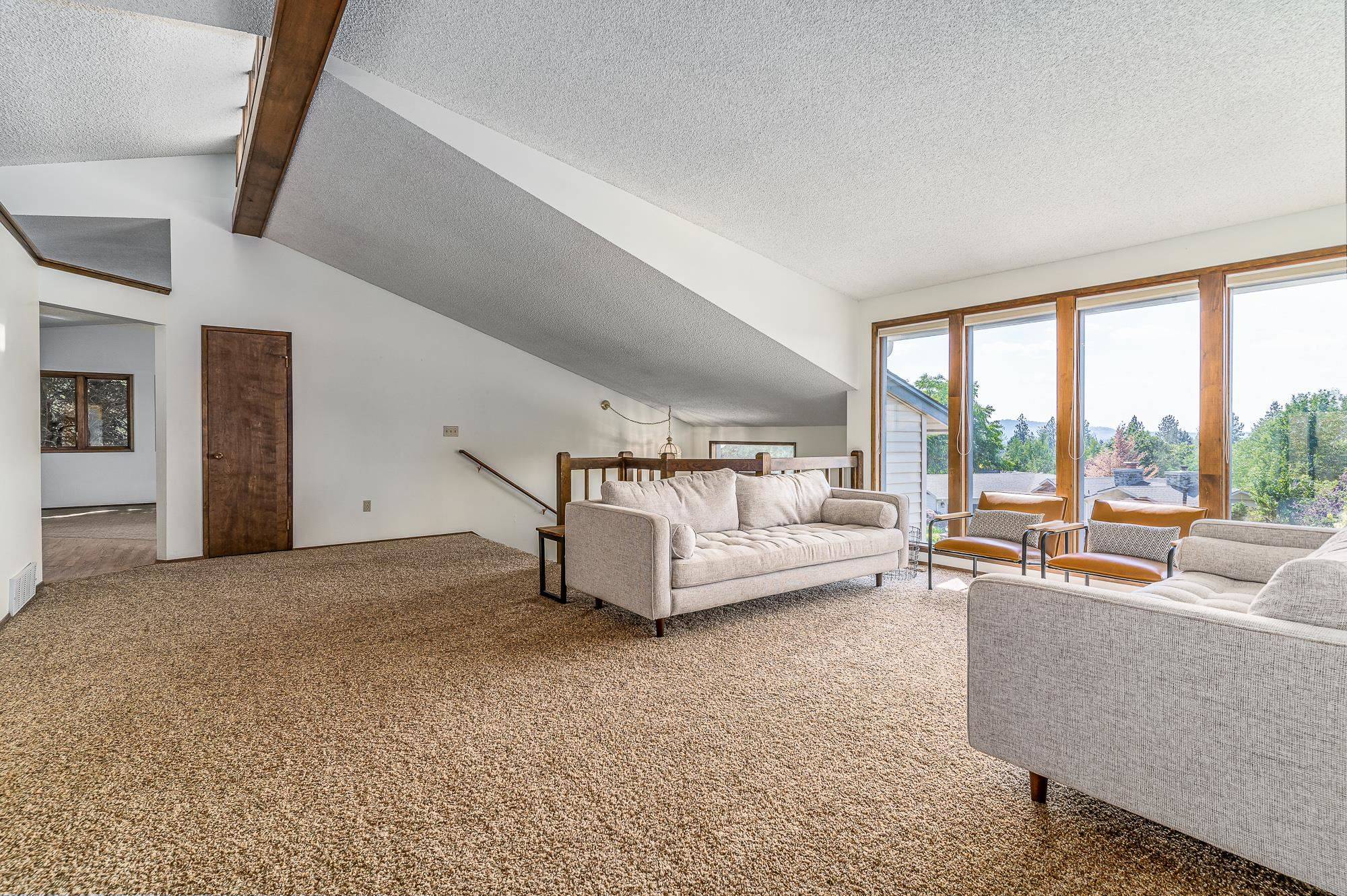Spokane Valley, WA 99037,1715 S Ridgemont Dr