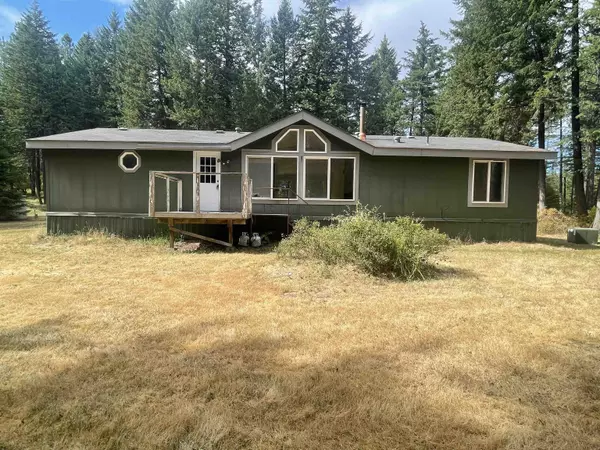 16720 E Walters Rd, Elk, WA 99009