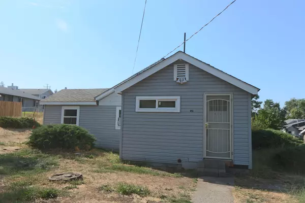 224 W Miller St, Medical Lake, WA 99022