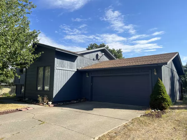 11512 N Merlin Dr, Spokane, WA 99218-1842