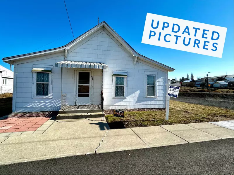 107 E 1st St, Odessa, WA 99159