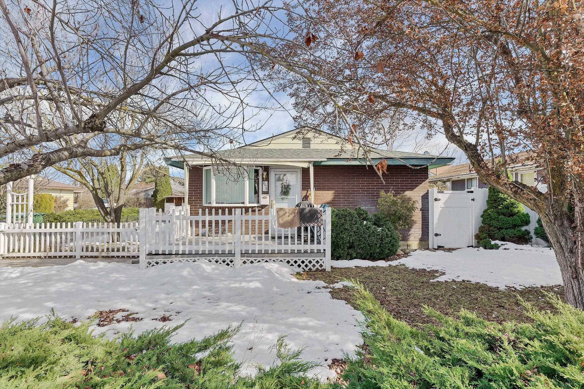 7014 N WISCOMB Dr, Spokane, WA 99208