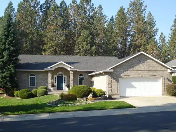 7011 N East Bluff Ct, Spokane, WA 99208