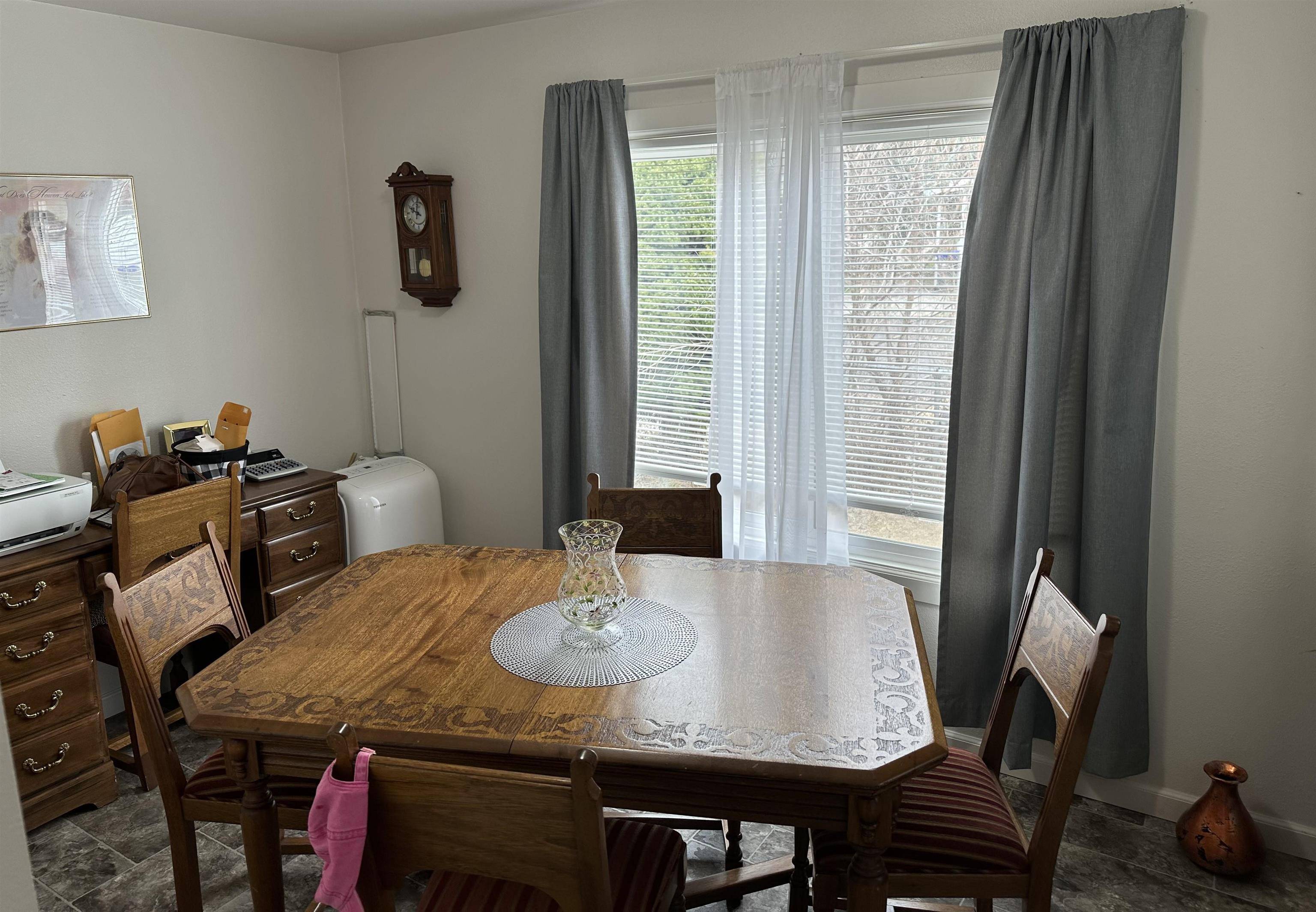 Mead, WA 99021,3925 E Farwell Ln