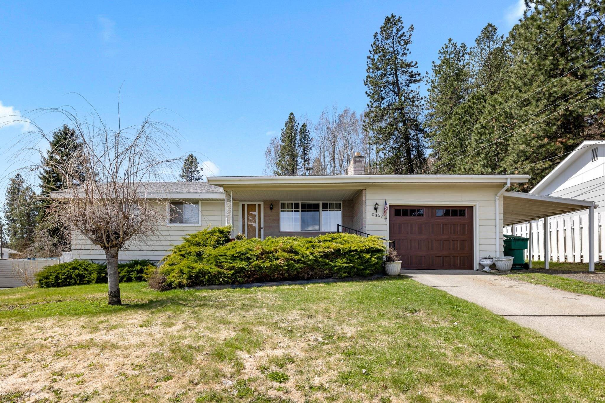 8309 N Carolina WAY, Spokane, WA 99208