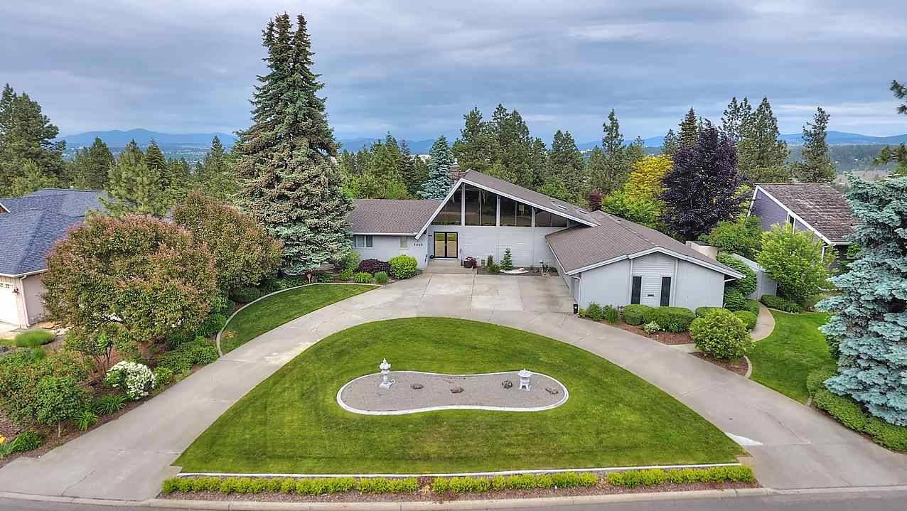 1025 S Carousel Ln, Spokane, WA 99224