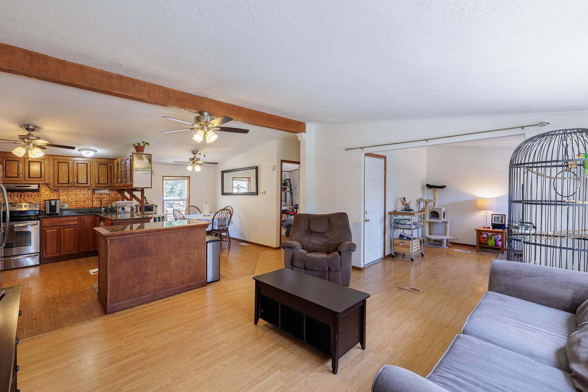Elk, WA 99009,352 Suther Ln