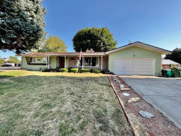 101 W Liberty St, St John, WA 99171