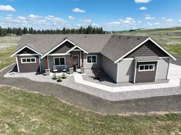 16612 W Rolling Hills Ln, Cheney, WA 99004