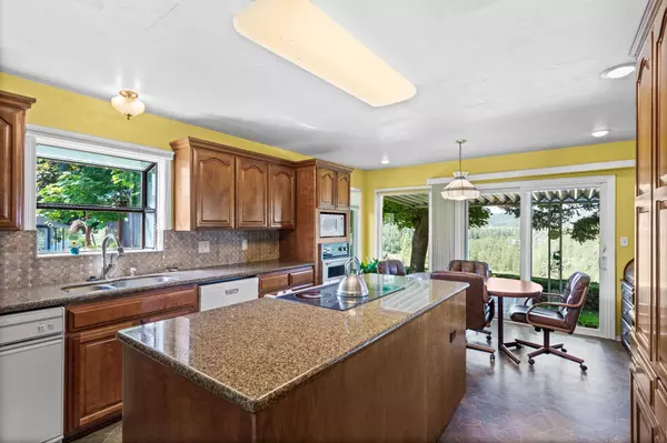 Spokane, WA 99205,2007 N Hemlock St