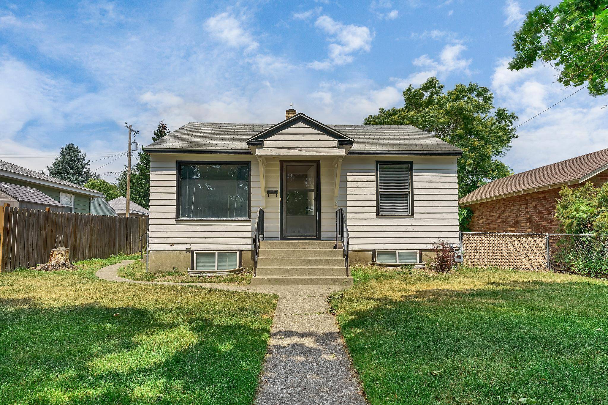 217 E Courtland Ave, Spokane, WA 99207