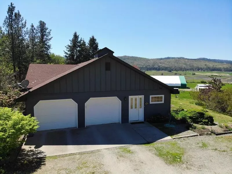 997 Slide Creek Rd, Colville, WA 99114-0000