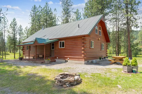 146 Mary Ellen Rd, Kettle Falls, WA 99141