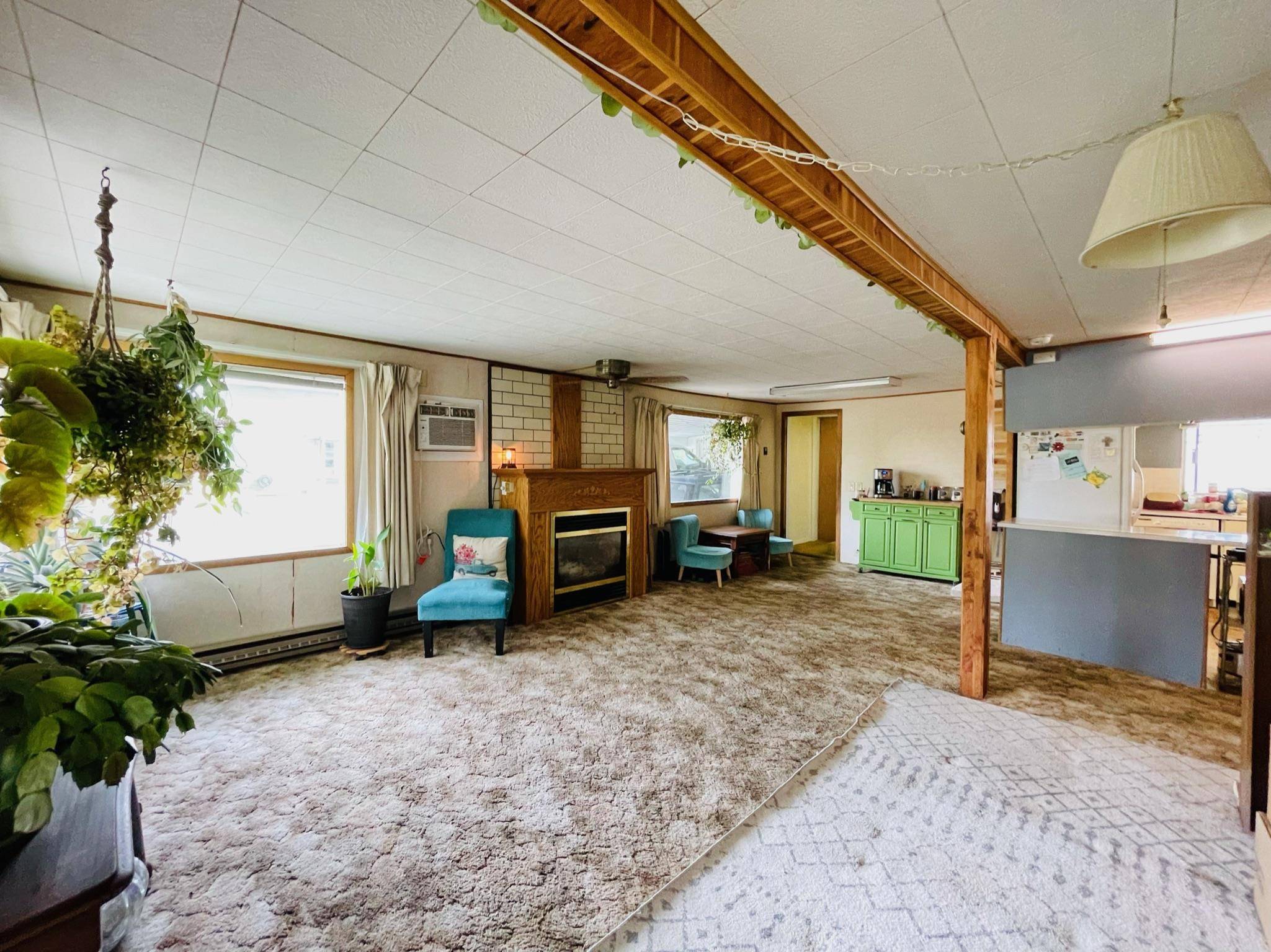 Tekoa, WA 99033,324 W Sophy St