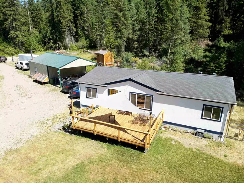 28446 N Leclerc Rd, Ione, WA 99139