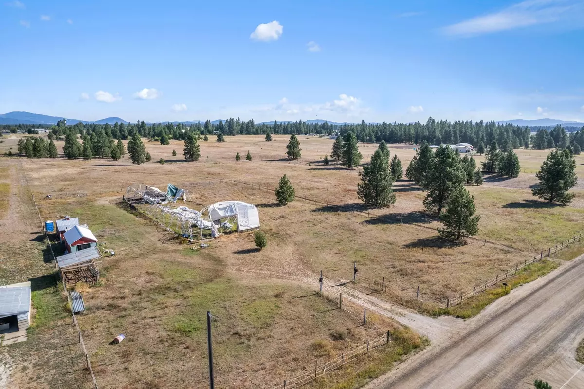 Deer Park, WA 99006,1916 W Antler Rd