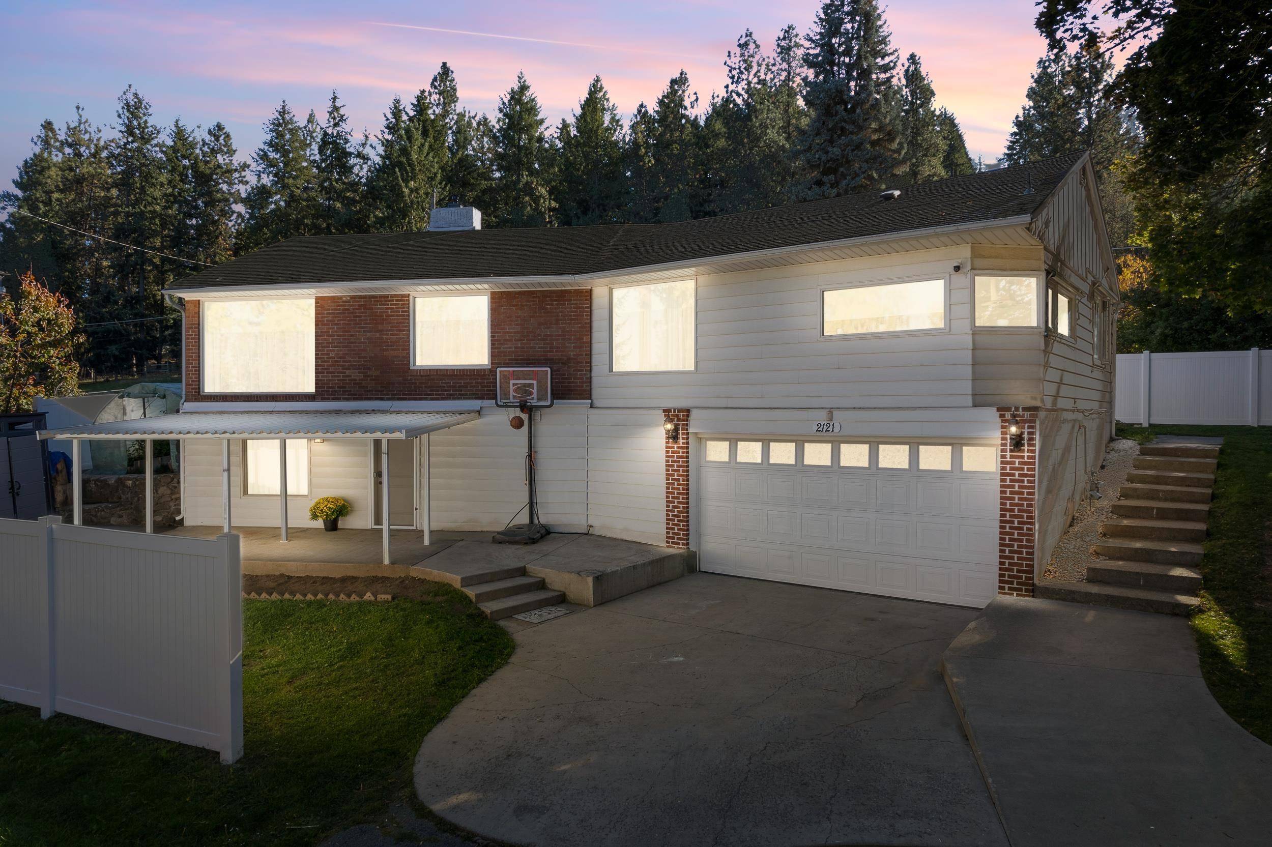 2121 W North Five Mile Rd, Spokane, WA 99208